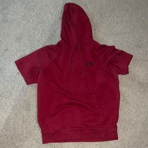 Underarmour sleeveless hoodie. Like new!